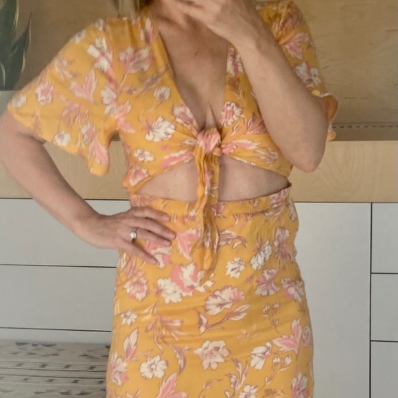 Amuse Society Midi Dress - Picture 1 of 4